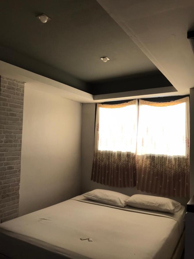 Rod Fai Fah Apartment Bangkok Exteriér fotografie