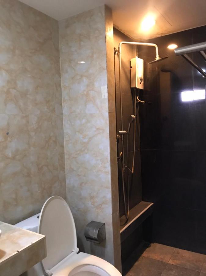 Rod Fai Fah Apartment Bangkok Exteriér fotografie